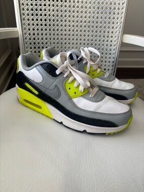 Nike Air Max 90 OG 2020 Volt White Grey Black Sz 6Y Women's Sz 7.5